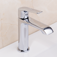 Monomando corto para lavabo LIA®